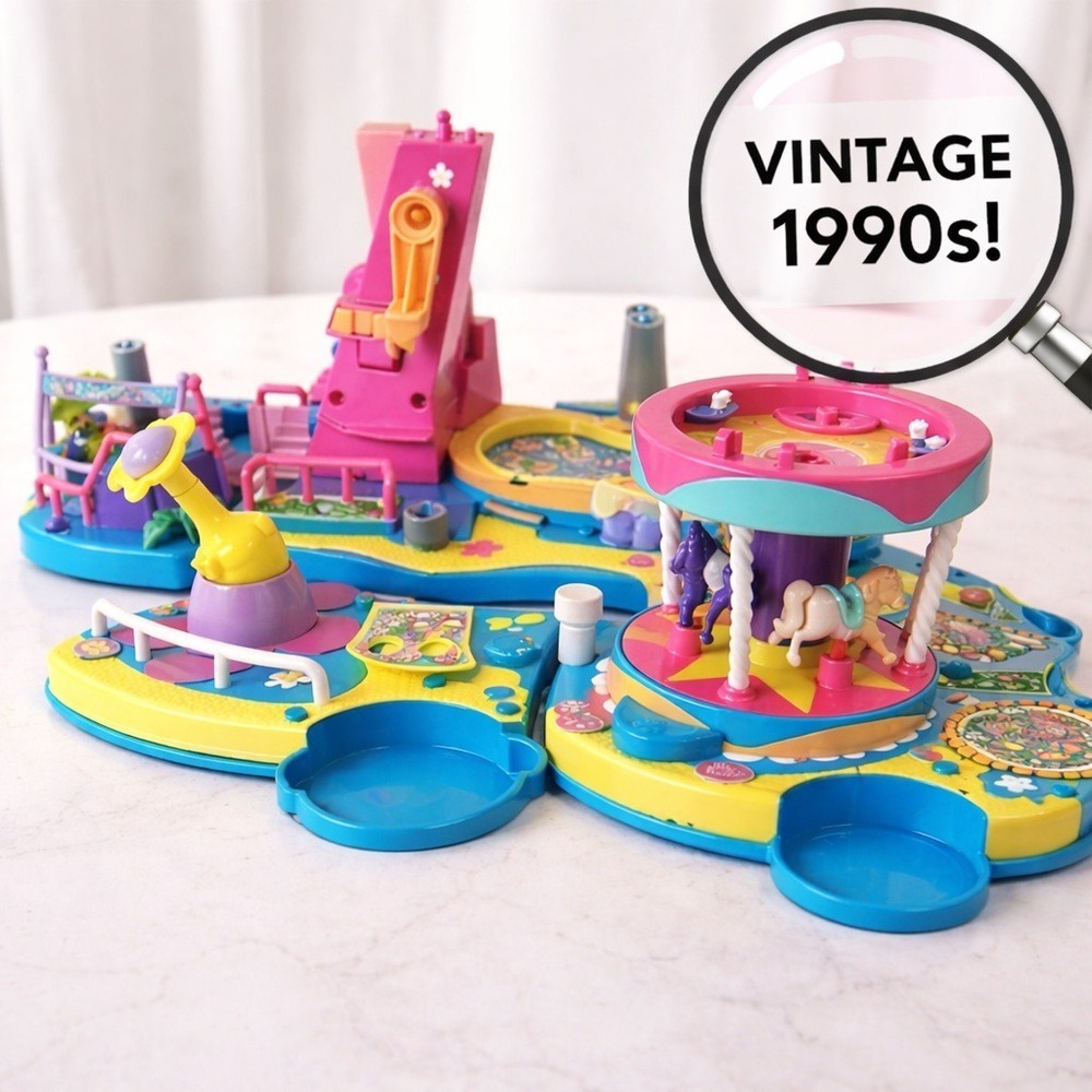 Polly Pocket Pollyworld Amusement Park Playset 2002 Mattel Vintage Toy